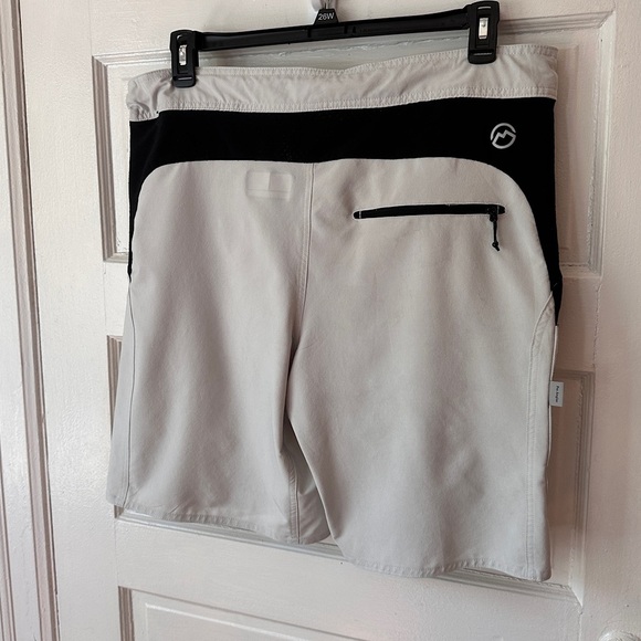 Magellan Outdoors Pro Angler Men’s Sz Lg Board Shorts Fishing Hiking Sportswear - Picture 14 of 16